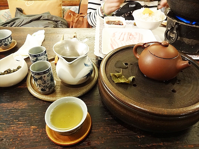 台北「吉祥草」でお茶を飲む